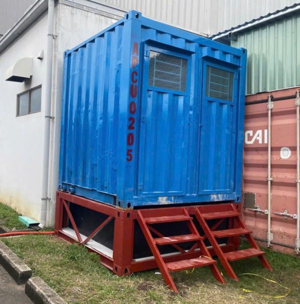 Container Toilet 10ft 2 Buồng Có Bể Phốt