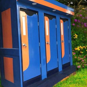 Toilet di động 3 buồng