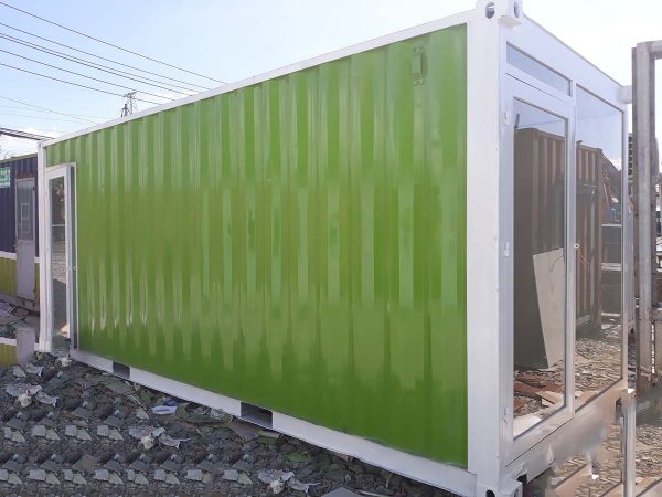 Ngoại thất container văn phòng 20 feet màu xanh